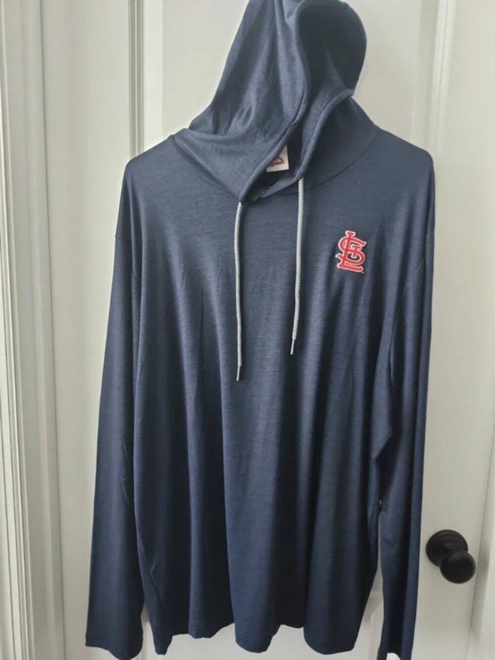St. Louis Cardinals Lightweight Hoodie Fan Shirt XL NEW